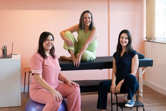 Paula, Luanda e Giovanna 