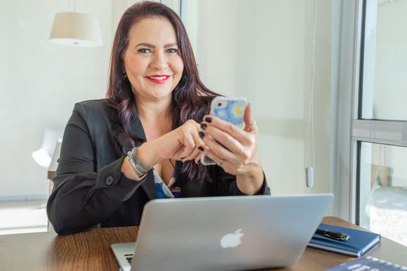 Elane - Ensaio Corporativo