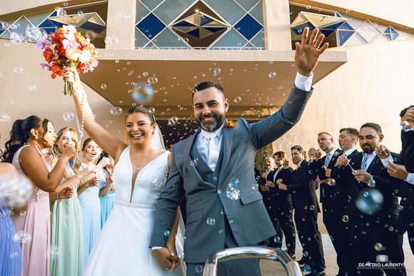 AMANDA E ALVARO