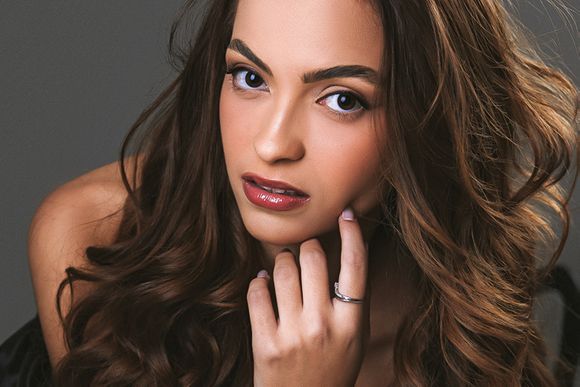 MIRELLA DEMETRIO