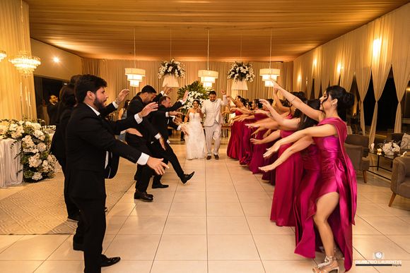 LARISSA E LUCAS