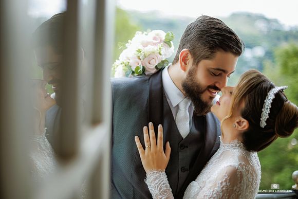 CAROLINE E CAIO