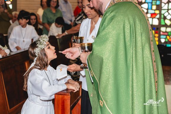 Catequese Bom Pastor - Primeira Eucaristia